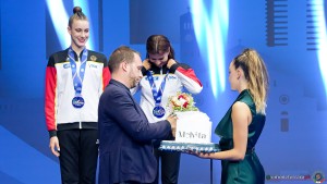 podium all around sfe00955 copia simone ferraro ph